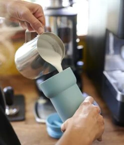 Mepal Isoleerbeker Ellipse 475 Ml – Houdt Je Drankje 6 Uur Warm En 10 Uur Koud – Natural Brushed – Koffiebeker To Go – Lekdicht – Thermosbeker -Le Creuset Winkel 1027x1200 3