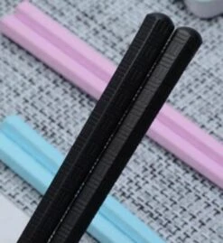 4 Setjes Luxe Zwarte Sushi Eetstokjes 6 4 Setjes Luxe Zwarte Sushi Eetstokjes -Le Creuset Winkel 1103x1200 3