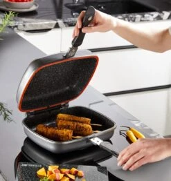 Herenthal Dubbele Grillpan - Ø 28 Cm - Koekenpan - Keramische Pan - Marmeren Coating Met Antiaanbaklaag - PFAS & PFOA Vrij - Pan - Grill - Vermindert Geur, Rook En Oliespatten - Zilver 5 Herenthal Dubbele Grillpan - Ø 28 Cm - Koekenpan - Keramische Pan - Marmeren Coating Met Antiaanbaklaag - PFAS & PFOA Vrij - Pan - Grill - Vermindert Geur, Rook En Oliespatten - Zilver -Le Creuset Winkel 1132x1200