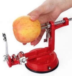 3-In-1 Appelmachine Rood - Appelboor, Appelschiller En Appelsnijder - Fruitsnijder - Groentesnijder - Klokhuis Verwijderaar - Fruitmachine - Keukenapparaat 4 3-In-1 Appelmachine Rood - Appelboor, Appelschiller En Appelsnijder - Fruitsnijder - Groentesnijder - Klokhuis Verwijderaar - Fruitmachine - Keukenapparaat -Le Creuset Winkel 1134x1200 7