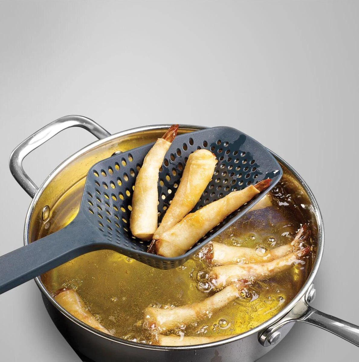 Joseph Joseph Scoop Plus Vergietlepel - Schuimspaan - Frituurschep Joseph Joseph Scoop Plus Vergietlepel - Schuimspaan - Frituurschep -Le Creuset Winkel 1188x1200 6