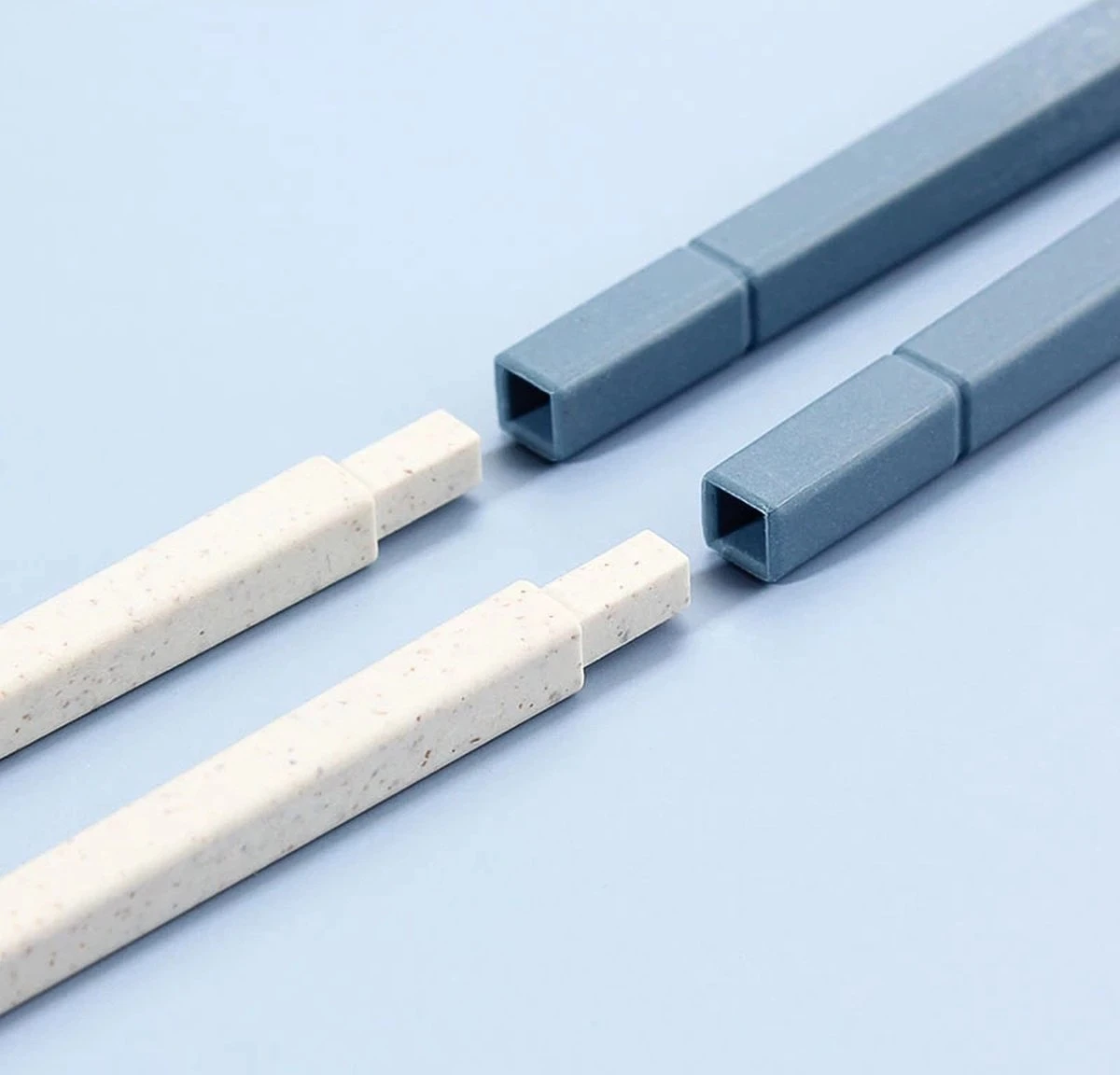 Reisbestek - 5-delig Blauw - Meeneembestek - Bestek To Go Reisbestek - 5-delig Blauw - Meeneembestek - Bestek To Go -Le Creuset Winkel 1200x1152 4