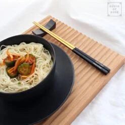 House Of Husk Chopsticks Set - Koreaanse Eetstokjes - Vaatwasserbestendig - RVS - 5 Paar - Duo Tone - Zwart Goud -Le Creuset Winkel 1200x1196 29