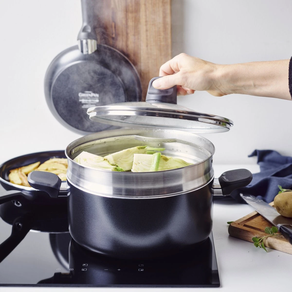 GreenPan Memphis pannenset - 20-delig - zwart - inductie - PFAS-vrij GreenPan Memphis Pannenset - 20-delig - Zwart - Inductie - PFAS-vrij -Le Creuset Winkel 1200x1200 102