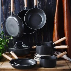 GreenChef Vintage Wokpan 28cm/3.7L - Zwart - Inductie - PFAS-vrij -Le Creuset Winkel 1200x1200 136