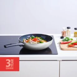 BRABANTIA INDU+ Wokpan - Keramische Antiaanbaklaag - Ø 28 Cm - Inductie - Pfas Vrij -Le Creuset Winkel 1200x1200 163