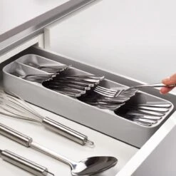 Joseph Joseph Bestekbak - 8-vaks - Sorteervakken -Le Creuset Winkel 1200x1200 1808