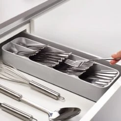 Joseph Joseph Bestekbak - 5-vaks - Sorteervakken -Le Creuset Winkel 1200x1200 1841