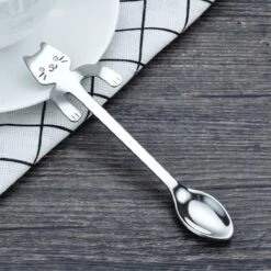 Merkloos 4 Theelepels Hangende Kat - Katten Koffielepel - RVS - Zilverkleurig -Le Creuset Winkel 1200x1200 1889