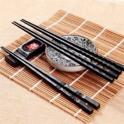 KELERINO. Chopsticks Set (2 Stokjes) - Eetstokjes Sushi - Bloemen -Le Creuset Winkel 1200x1200 1982