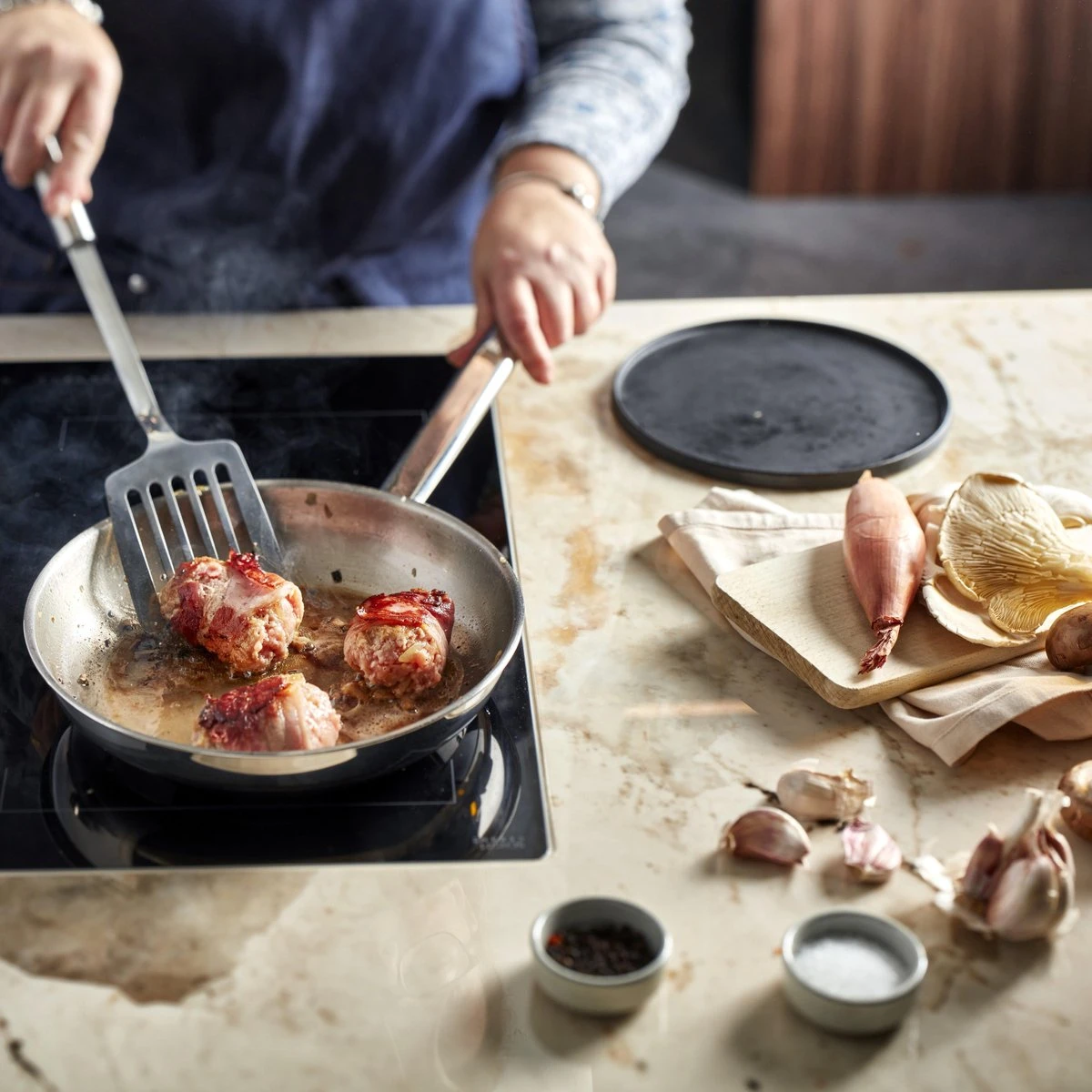 Demeyere Classico 3 RVS Koekenpan – Koekenpan Inductie - 28 cm – PTFE-vrij Demeyere Classico 3 RVS Koekenpan – Koekenpan Inductie - 28 Cm – PTFE-vrij -Le Creuset Winkel 1200x1200 211