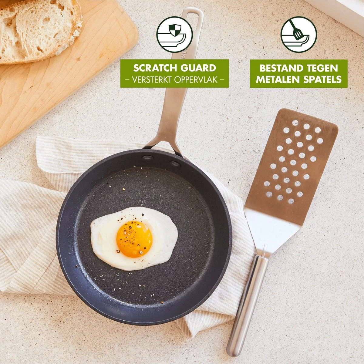 GreenPan Copenhagen pannekoekenpan 28cm GreenPan Copenhagen Pannekoekenpan 28cm -Le Creuset Winkel 1200x1200 340