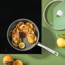 Tefal Renew+ Keramische Hapjespan - Ø 24 Cm - Met Deksel -Le Creuset Winkel 1200x1200 417