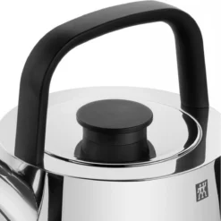 Zwilling Fluitketel Recht Model 1.5 Liter -Le Creuset Winkel 1200x1200 61