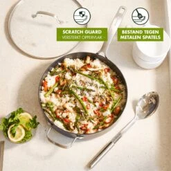 GreenPan Copenhagen Stoofpan Met Deksel En Extra Handvat 28cm/4.3L -Le Creuset Winkel 1200x1200 704