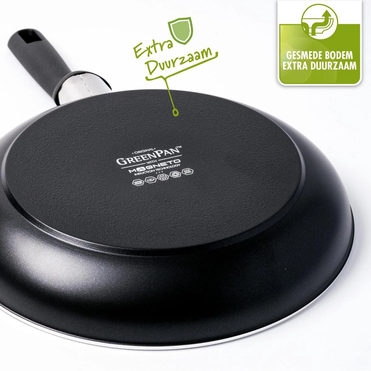 GreenPan Memphis hapjespan 28cm - zwart - inductie - PFAS-vrij GreenPan Memphis Hapjespan 28cm - Zwart - Inductie - PFAS-vrij -Le Creuset Winkel 1200x1200 720