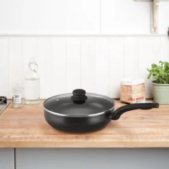 Brabantia Antikleef Hapjespan Met Deksel 28cm - Sauté Pan 4 Brabantia Antikleef Hapjespan Met Deksel 28cm - Sauté Pan -Le Creuset Winkel 1200x1200 739