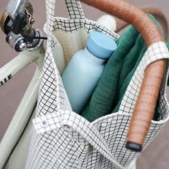 Mepal – Isoleerfles Ellipse 900 Ml – Houdt Je Drankje 12 Uur Warm En 24 Uur Koud – Nordic Pink – Geschikt Voor Bruiswater – Thermosfles – Lekdicht -Le Creuset Winkel 1200x1200 852