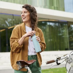 Mepal – Isoleerfles Ellipse 500 Ml – Houdt Je Drankje 12 Uur Warm En 24 Uur Koud – Natural Brushed – Geschikt Voor Bruiswater – Thermosfles – Lekdicht -Le Creuset Winkel 1200x1200 875