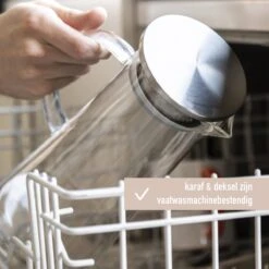 MÊZON® Schenkkan - Glazen Waterkan - Waterkaraf Voor Fruitwater - Multifunctionele Decanteer Karaf - Kan Met Deksel - 1.5L Capaciteit -Le Creuset Winkel 1200x1200 902