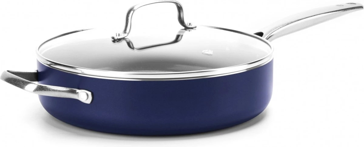 Blue Diamond – sauteerpan inclusief deksel – hapjespan – 28 cm - coating met diamant - Blauw Blue Diamond – Sauteerpan Inclusief Deksel – Hapjespan – 28 Cm - Coating Met Diamant - Blauw -Le Creuset Winkel 1200x487 3