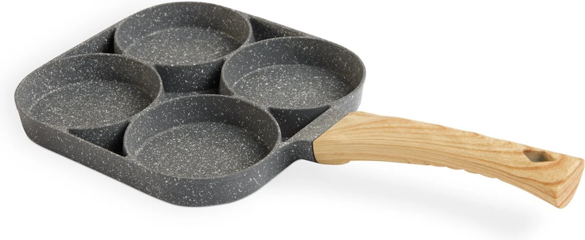 Magnani - Eierpan - 4 bakplaten van ⌀ 8 cm - Voor Gas- en Elektrische Kookplaten - Aluminium - Houten Handvat - 38 x 18.7 x 2 cm Magnani - Eierpan - 4 Bakplaten Van ⌀ 8 Cm - Voor Gas- En Elektrische Kookplaten - Aluminium - Houten Handvat - 38 X 18.7 X 2 Cm -Le Creuset Winkel