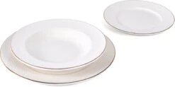 LeRijn® Serviesset Deventer 8 Persoons - 24 Delig - Licht Crème Wit Met Gouden Rand En Motief - Dinerborden - Soepborden - Dessertborden - Borden Servies - Bordenset -Le Creuset Winkel 1200x598