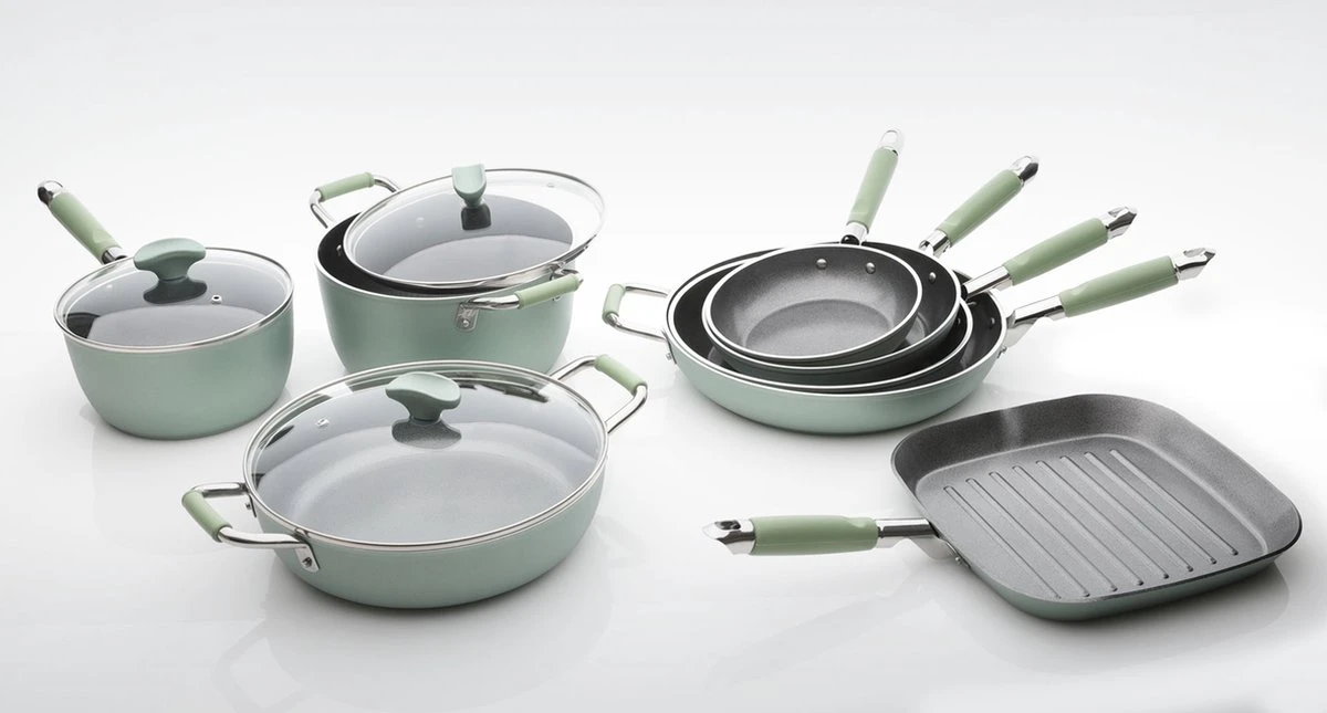 Primecook - Braadpan / Hapjespan met deksel - Ø 28 cm - PFAS-vrij - inductie - Ecoshield Primecook - Braadpan / Hapjespan Met Deksel - Ø 28 Cm - PFAS-vrij - Inductie - Ecoshield -Le Creuset Winkel 1200x645 2