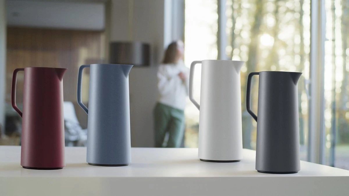 Tefal Motiva Thermoskan - 1L - Wit Tefal Motiva Thermoskan - 1L - Wit -Le Creuset Winkel 1200x674 5