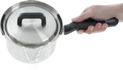 BK Flow Cool Pannenset - 4-delig – RVS Deksels - Veilig Afgietsysteem - Geschikt Voor Alle Warmtebronnen 10 BK Flow Cool Pannenset - 4-delig – RVS Deksels - Veilig Afgietsysteem - Geschikt Voor Alle Warmtebronnen -Le Creuset Winkel 1200x683 1