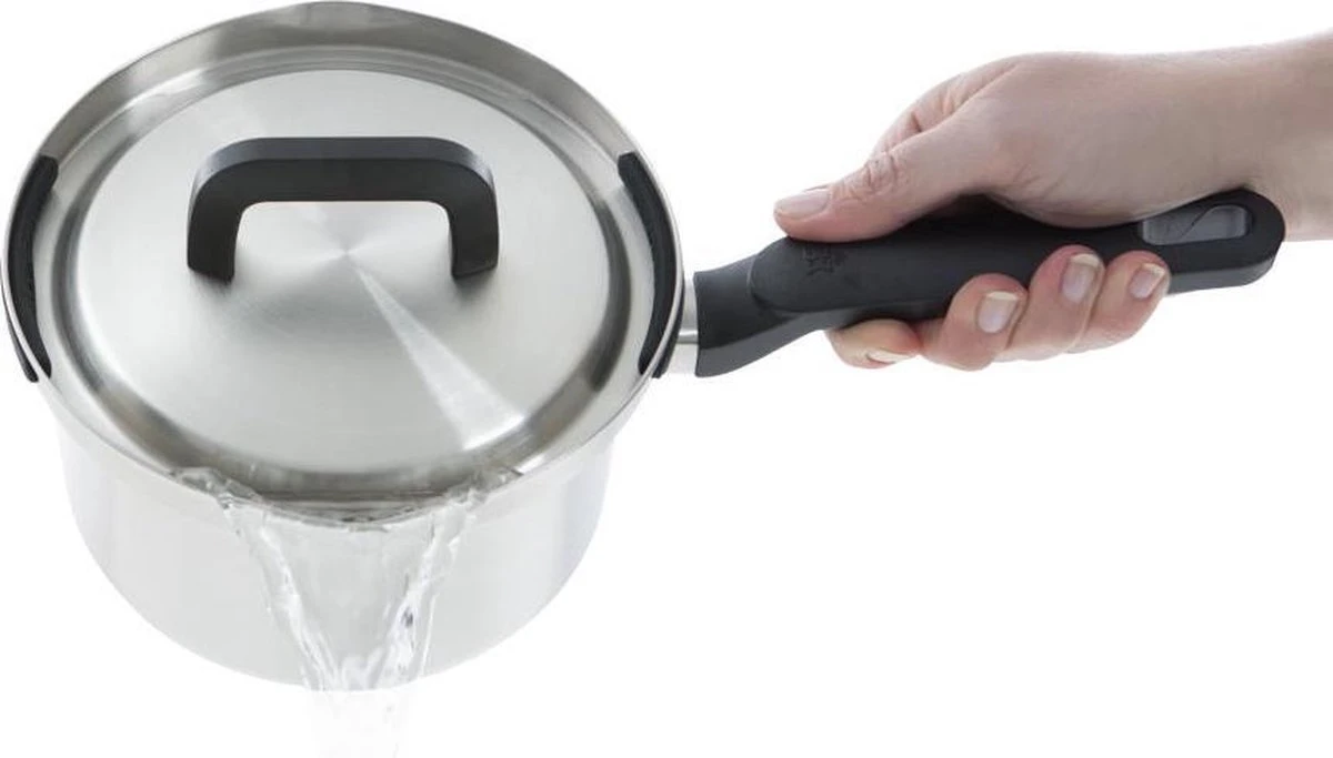 BK Flow Cool Pannenset - 4-delig – RVS deksels - Veilig afgietsysteem - geschikt voor alle warmtebronnen BK Flow Cool Pannenset - 4-delig – RVS Deksels - Veilig Afgietsysteem - Geschikt Voor Alle Warmtebronnen -Le Creuset Winkel 1200x683 1