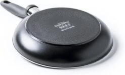 GreenPan Cambridge Hapjespan Met Deksel 28cm - Zwart - Inductie - PFAS-vrij -Le Creuset Winkel 1200x725