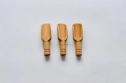 MINI Lepeltjes - 3 Stuks - Houten Lepeltjes - Lepels Voor Kruiden En Thee - Doseerlepel- 2 MINI Lepeltjes - 3 Stuks - Houten Lepeltjes - Lepels Voor Kruiden En Thee - Doseerlepel- -Le Creuset Winkel 1200x798 17