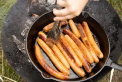 The Windmill Koekenpan Skillet Extra - 31,5 Cm - Gietijzer Zwart -Le Creuset Winkel 1200x800 12