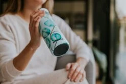 Kambukka Etna Thermosbeker 500 Ml - Makkelijk Reinigen - Lekvrije Koffiebeker - Eucalyptus Leaves -Le Creuset Winkel 1200x800 133