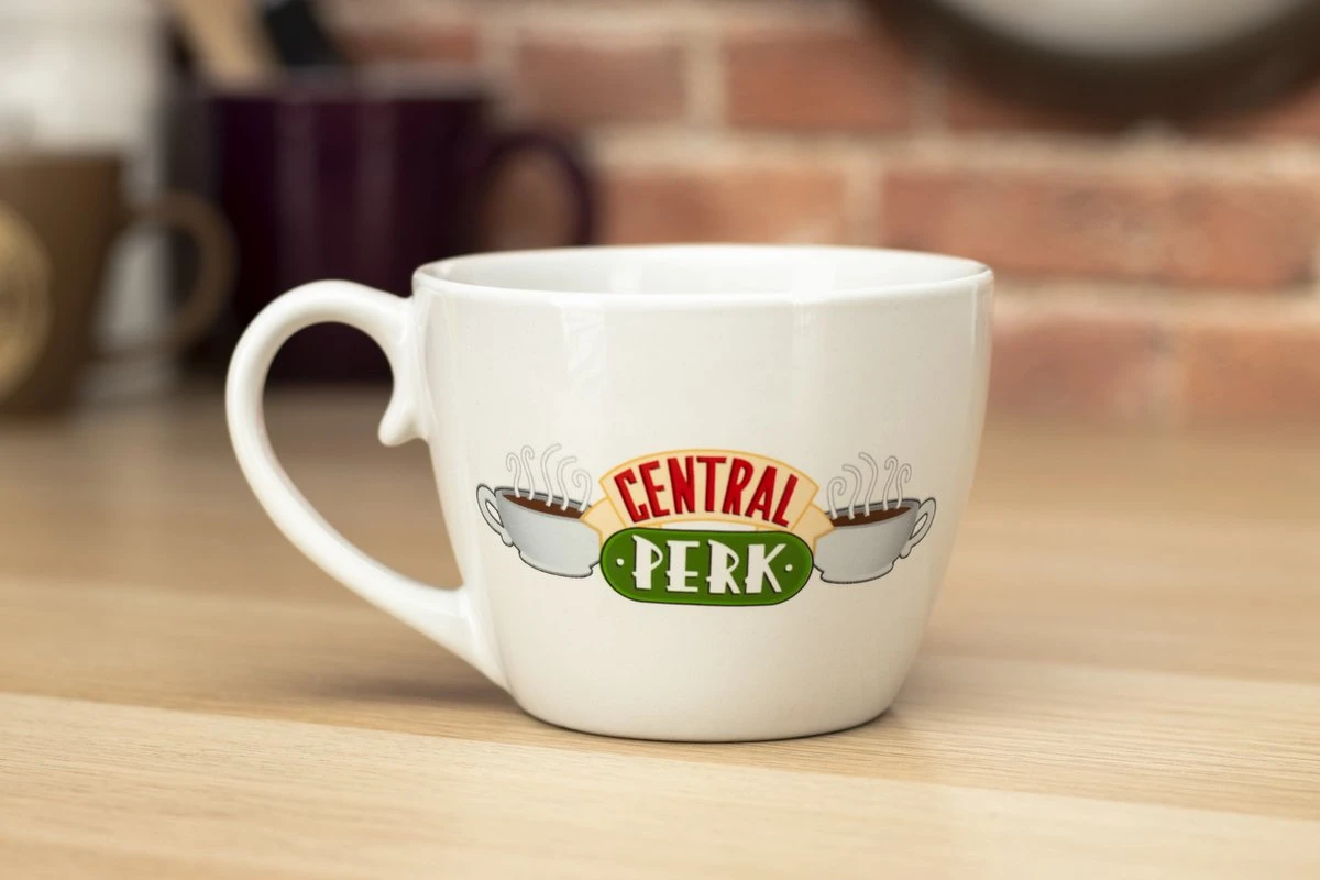 Friends Central Perk Cappuccino mok Friends Central Perk Cappuccino Mok -Le Creuset Winkel 1200x800 157