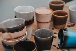 Koffiekopjes - Earth Koffiemok - 310ML - Koffiebeker - Set Van 6 Kopjes - Porselein - Hip En Trendy 2 Koffiekopjes - Earth Koffiemok - 310ML - Koffiebeker - Set Van 6 Kopjes - Porselein - Hip En Trendy -Le Creuset Winkel 1200x800 171