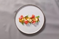 Maastricht Porselein Serviesset Akoya Porselein 6-persoons 24-delig Offwhite -Le Creuset Winkel 1200x800 178