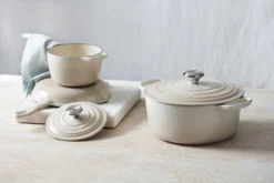 Le Creuset Steelpan - Met Deksel - Tradition - Meringue - ø 18 Cm / 1.8 Liter 2 Le Creuset Steelpan - Met Deksel - Tradition - Meringue - ø 18 Cm / 1.8 Liter -Le Creuset Winkel 1200x800 20