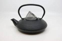 Bredemeijer - Theepot Yunnan 0,8L Gietijzer Met Filter -Le Creuset Winkel 1200x800 204