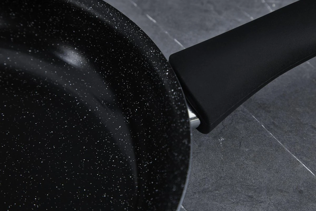 Tefal Intensity koekenpan - Ø 28 cm Tefal Intensity Koekenpan - Ø 28 Cm -Le Creuset Winkel 1200x800 44