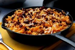 The Windmill Koekenpan Skillet Extra - 31,5 Cm - Gietijzer Zwart -Le Creuset Winkel 1200x800 8