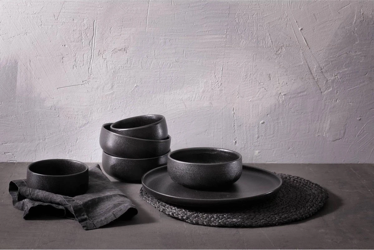 Maastricht Porselein Bord diep Universe 21 cm Zwart Porselein 1 stuk(s) Maastricht Porselein Bord Diep Universe 21 Cm Zwart Porselein 1 Stuk(s) -Le Creuset Winkel 1200x802 10