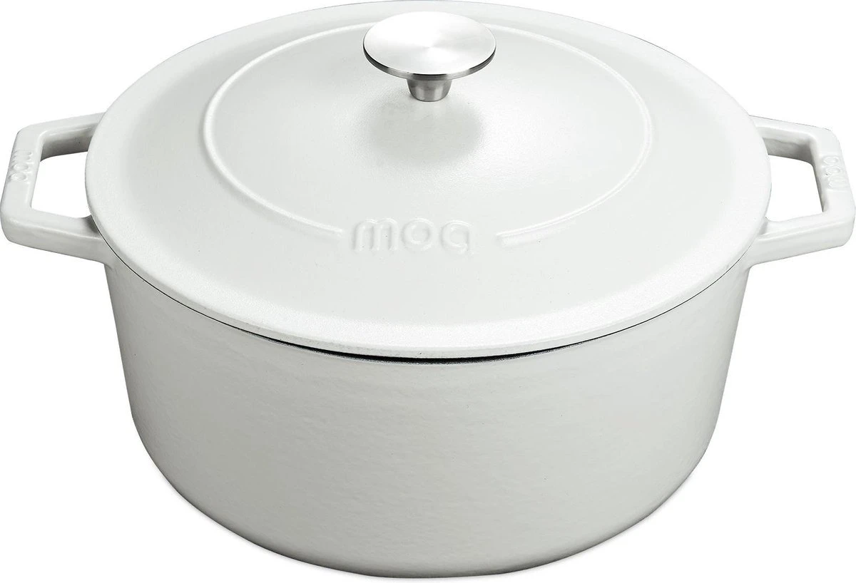MOA Gietijzeren Braadpan - Inhoud 5,7 liter - 26CM - Rond - Alle warmtebronnen - Ook voor inductie - Gewicht 5,8 kg - Wit - C26W MOA Gietijzeren Braadpan - Inhoud 5,7 Liter - 26CM - Rond - Alle Warmtebronnen - Ook Voor Inductie - Gewicht 5,8 Kg - Wit - C26W -Le Creuset Winkel 1200x818 2