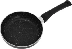 Kinghoff Koekenpan KH-3977 - Ø16 X 4 Cm -Le Creuset Winkel 1200x826 2