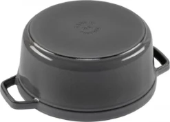 Staub Cocotte - Rond - 24 Cm - Grafietgrijs 2 Staub Cocotte - Rond - 24 Cm - Grafietgrijs -Le Creuset Winkel 1200x859