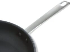 BK Allround Hapjespan Ø 28 Cm - Met Glazen Deksel - Inductie - PFAS-vrij -Le Creuset Winkel 1200x882 3