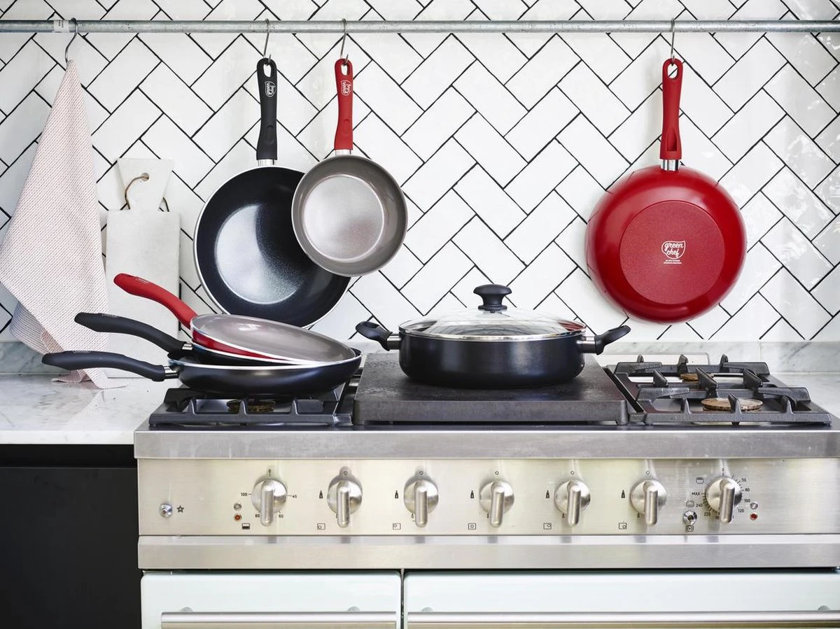 GreenChef Diamond koekenpannenset Ø 20cm + Ø 28cm - zwart - inductie - PFAS-vrij GreenChef Diamond Koekenpannenset Ø 20cm + Ø 28cm - Zwart - Inductie - PFAS-vrij -Le Creuset Winkel 1200x899 8