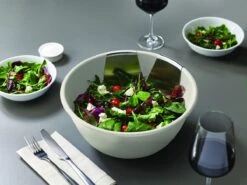 Joseph Joseph - Uno Saladeschaal - Met Saladebestek -Le Creuset Winkel 1200x900 149