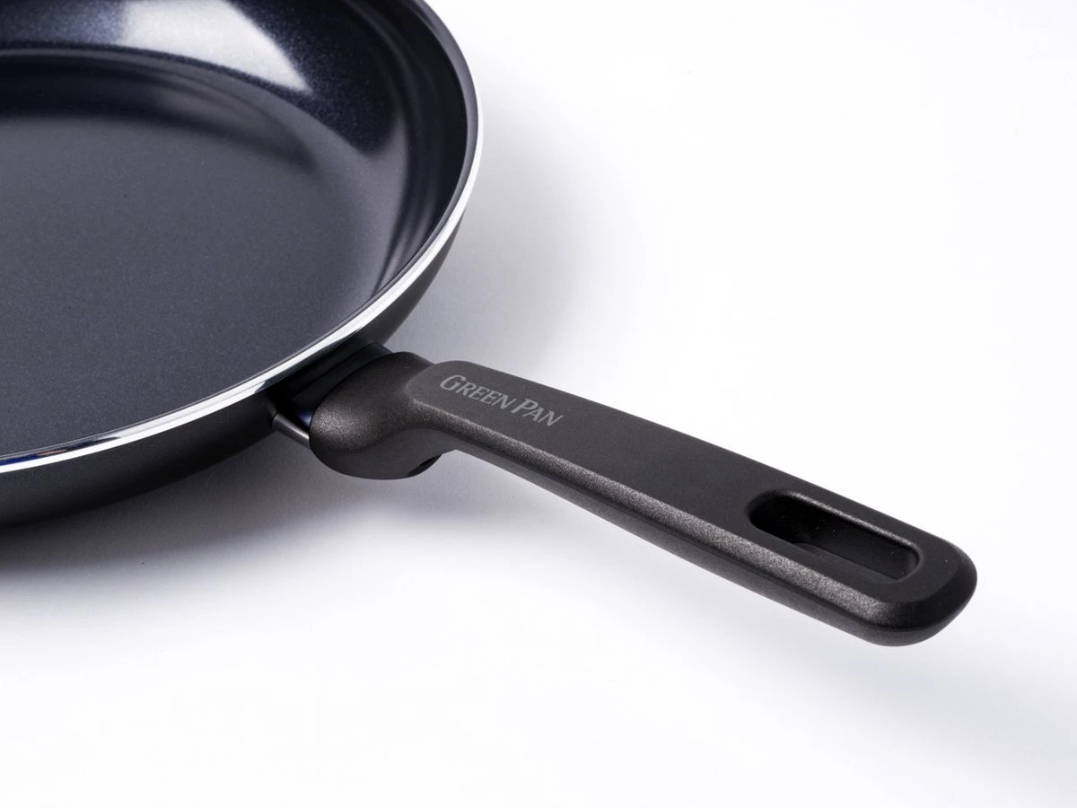 GreenPan Memphis hapjespan 28cm - zwart - inductie - PFAS-vrij GreenPan Memphis Hapjespan 28cm - Zwart - Inductie - PFAS-vrij -Le Creuset Winkel 1200x900 30